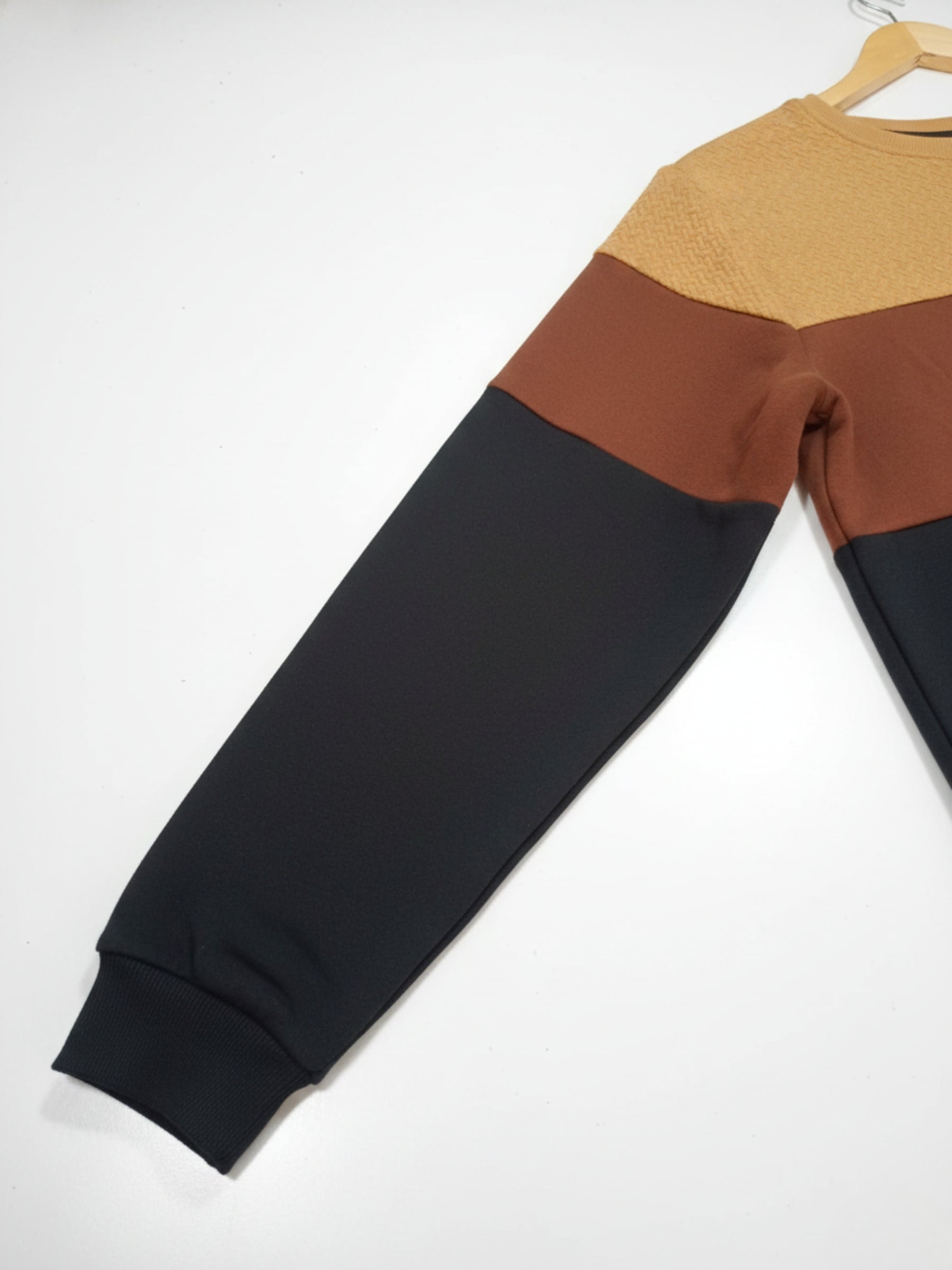 TriAura Sweatshirt – Dawn Rust | Sweatshirt