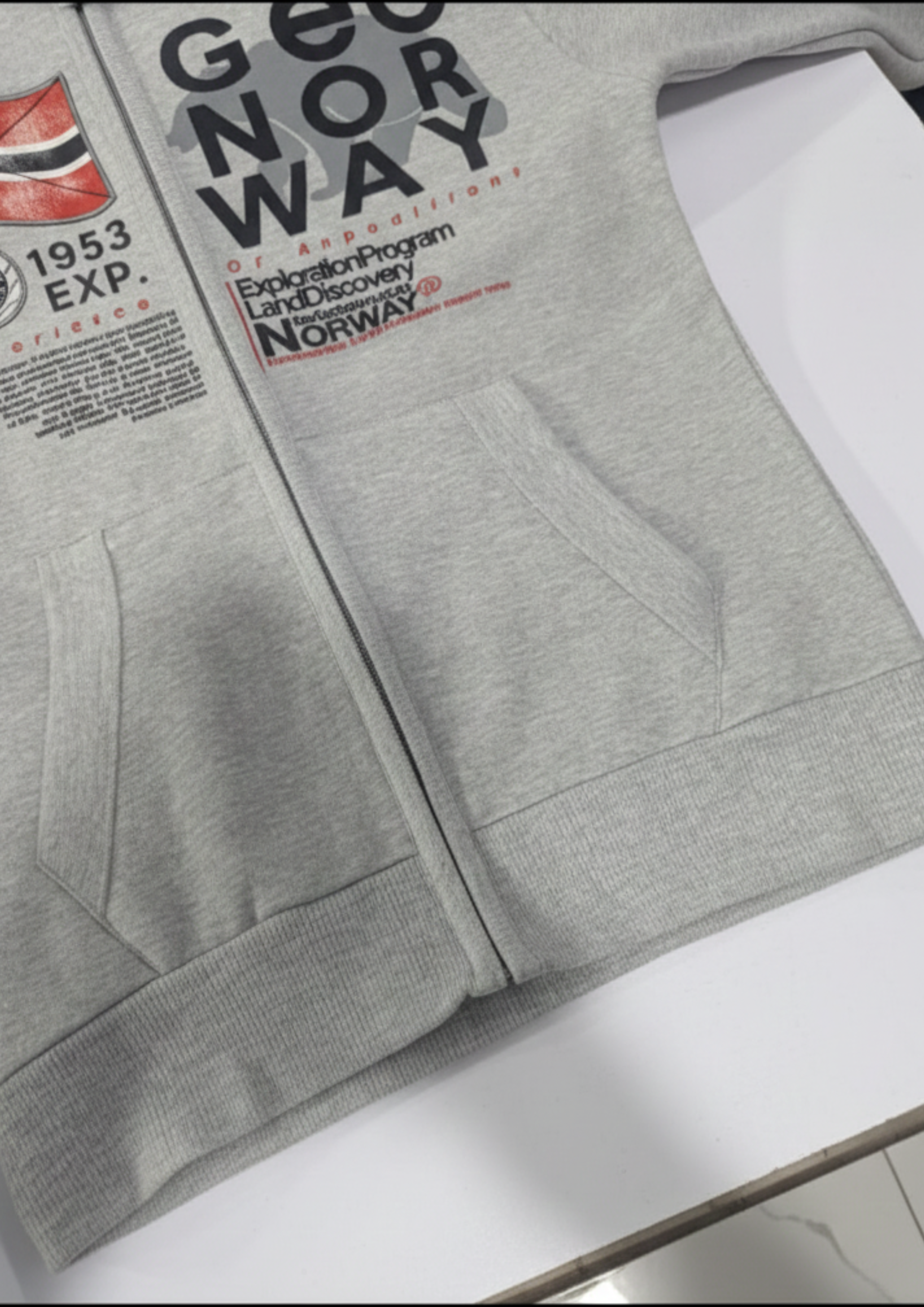 Urban Explorer Premium Grey Zipper