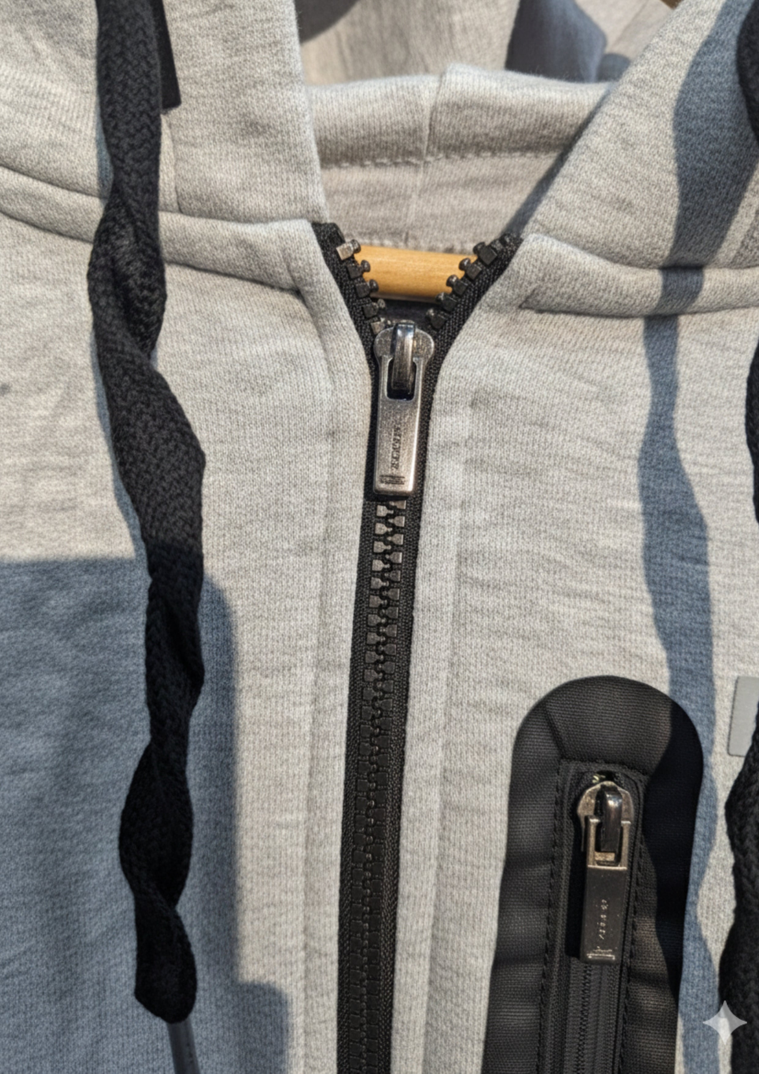 Glacier Elite Zipper Hoodie – Steel Grey